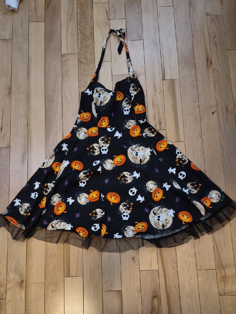 Oten Womens' Black Pumpkin & Ghost Halter Dress